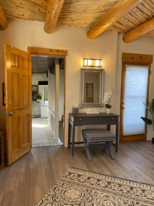 Casa Manna With Mountain And Sunset Views Villa Santa Fe
