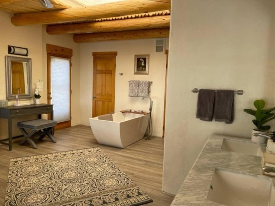 Casa Manna With Mountain And Sunset Views * Santa Fe