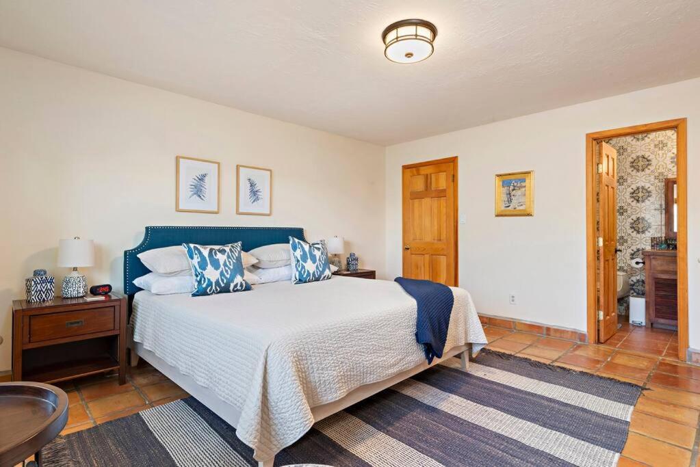 Casa Manna With Mountain And Sunset Views Santa Fe