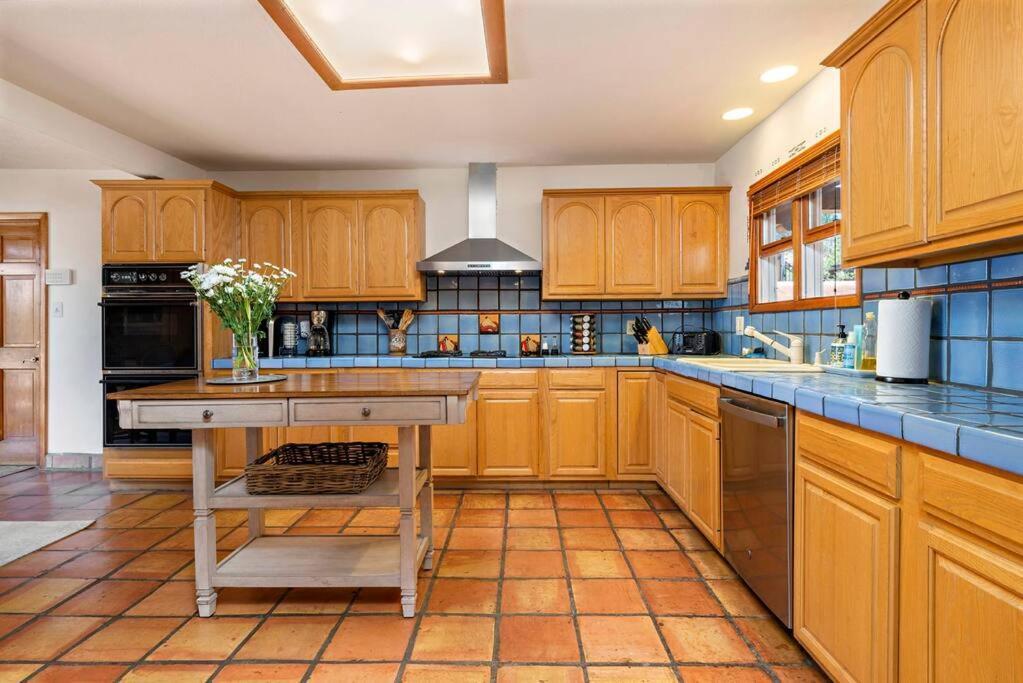 Casa Manna With Mountain And Sunset Views *